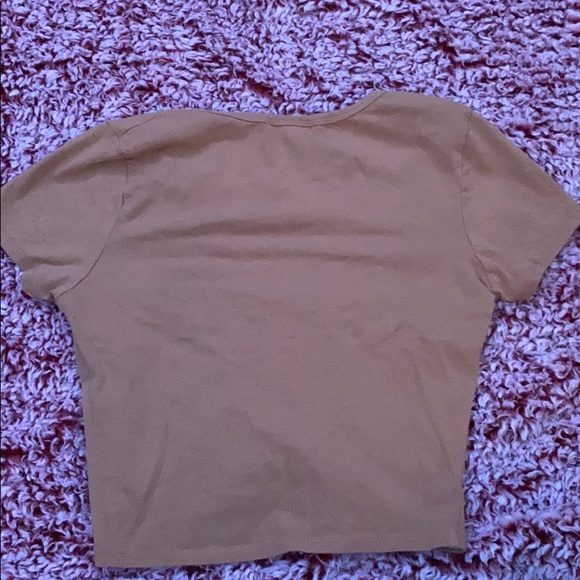 Crop top - Picture 2 of 3